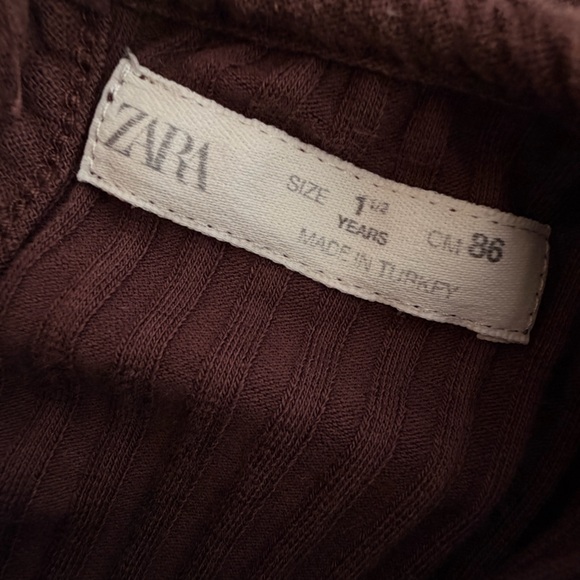 Zara Ruffled Brown Kids Top - Picture 3 of 3